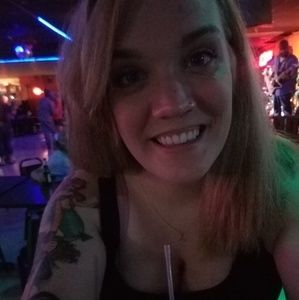 Meet your Posher, Abigail